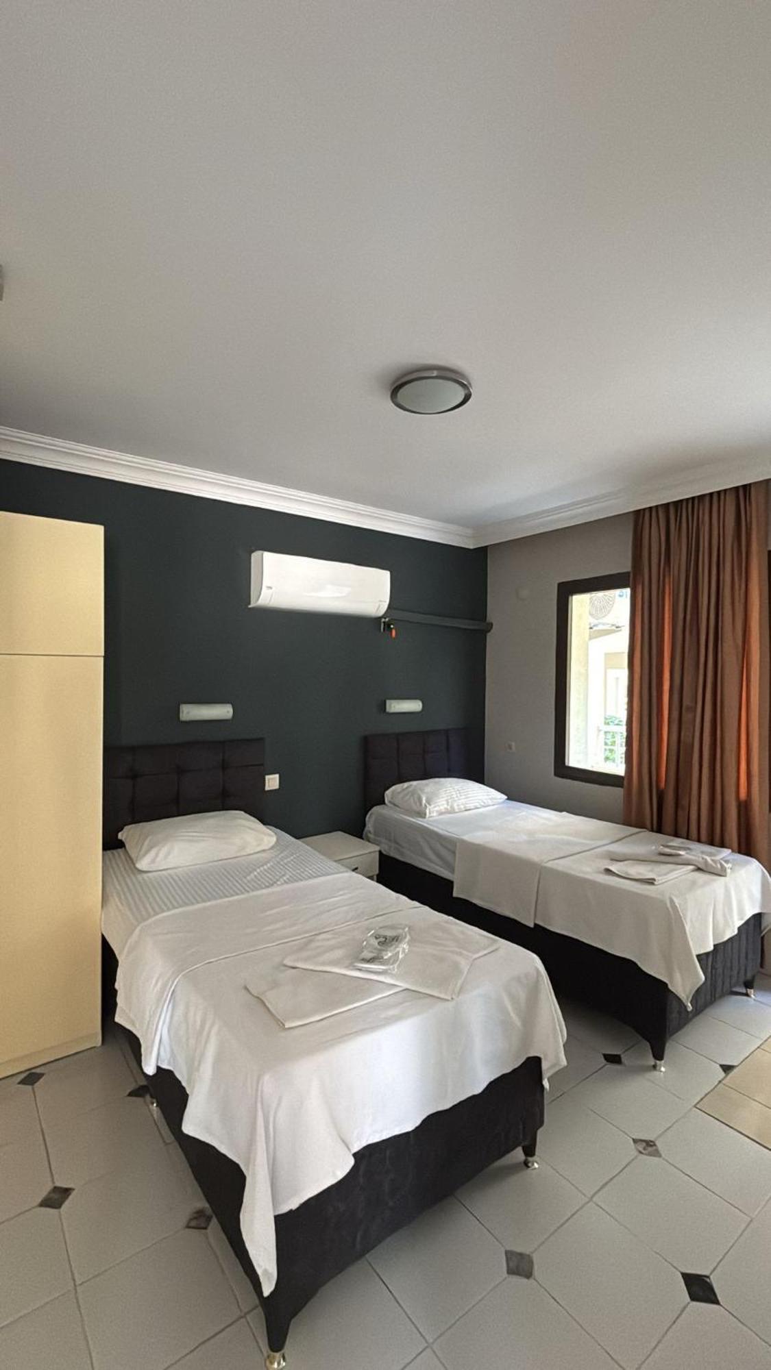 Metropolitan Aparthotel *
