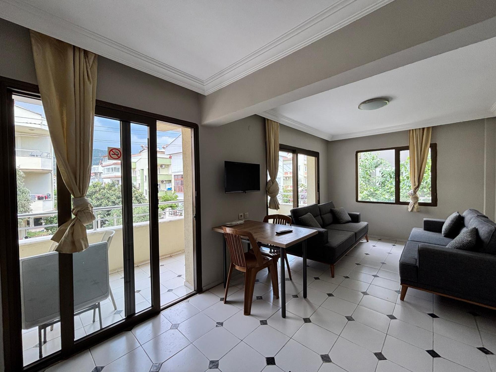 Metropolitan Aparthotel